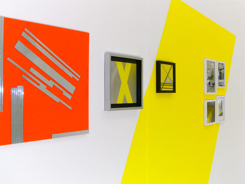 Sandra Poppe - Bestes Orange // Spiegelmosaik auf Acrylglas / 50 x 50 cm/ 2010